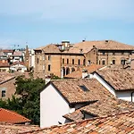 Апартаменты Ma Maison Almerici