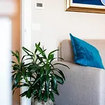Апартаменты Ma Maison Almerici